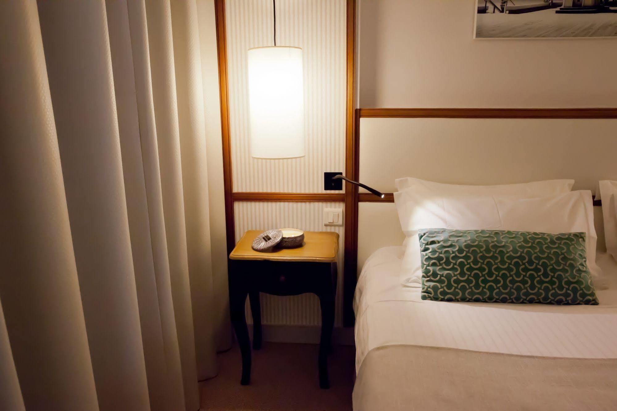 Atlantic Hotel & Spa 莱萨布勒-多洛讷 外观 照片